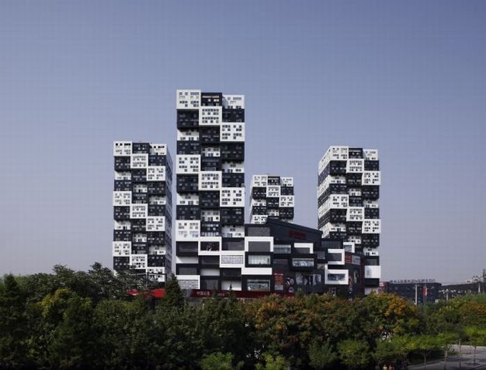 Китайская многоэтажка в виде лего